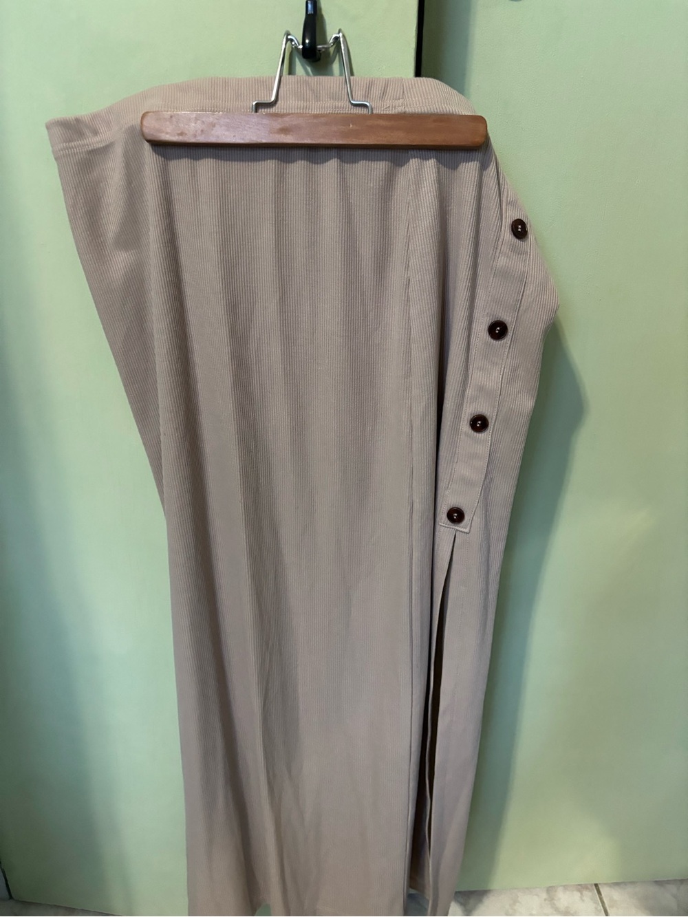 NWT Button-Detail Midi Skirt in Light Taupe